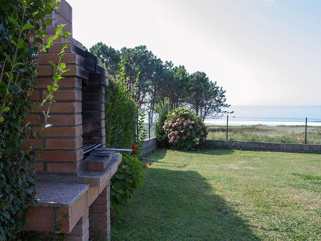 Apartamento Playa De Larino Gándara Exteriör bild